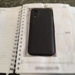 Advogado é flagrado tentando entrar em presídio com celular camuflado dentro de agenda no RJ